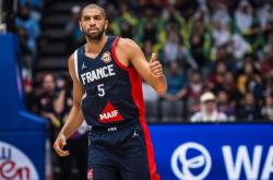 开云体育-墨西哥男篮选手逆袭进入前八