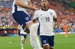 开云体育平台APP-英格兰队锁定半决赛名额，冲击冠军宝座