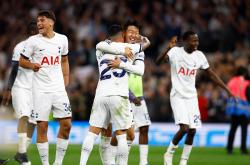 开云体育-热刺外援发挥出色，球队领先优势明显