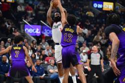 开云APP-快船再战湖人，实现全队出战