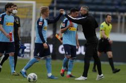 开云体育平台APP-沙尔克04豪取德比战胜利，排名大幅向前迈进的简单介绍