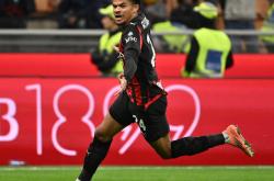 开云体育下载-欧国联比赛：AC米兰战平巴塞罗那的简单介绍