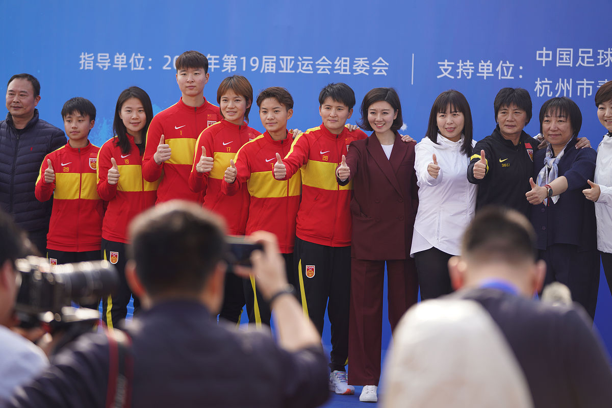 运动员们的拼搏精神值得我们敬佩