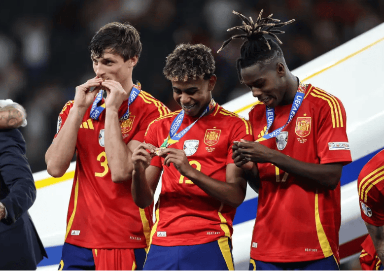 原标题西班牙队以惊人比分战胜法国队的简单介绍