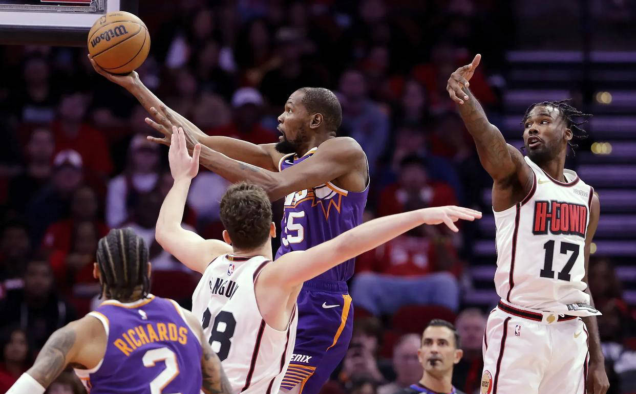 火箭三连胜，哈登砍44分休城欢呼火箭爆发的简单介绍