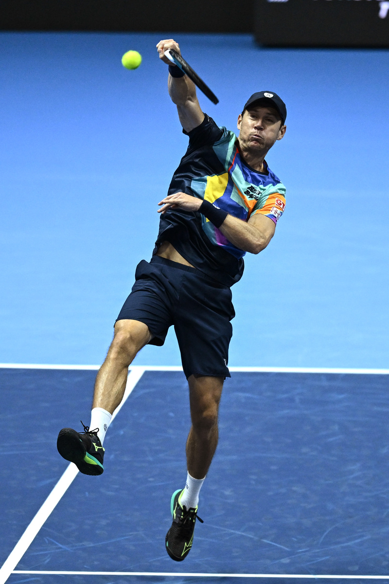 关于德国网球队险胜意大利网球队，穆雷绝境逆转的信息